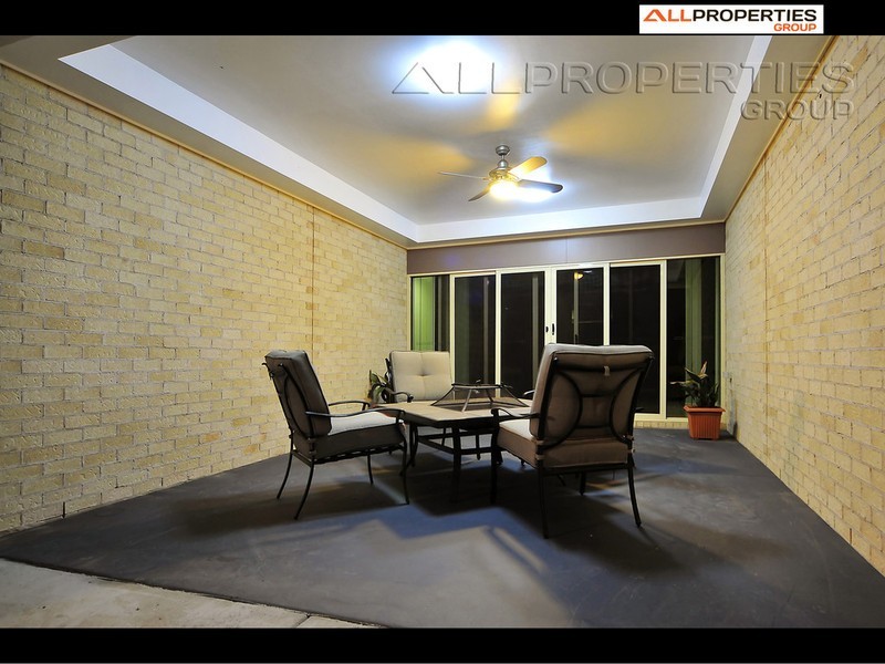 31 Border Cres, New Beith QLD 4124