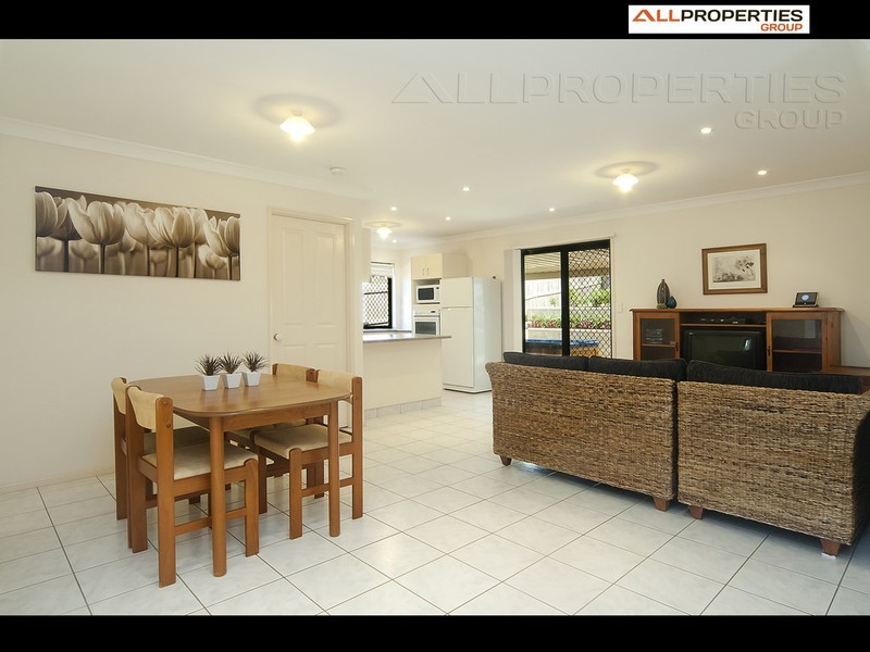 7 Matilda Wy, Calamvale QLD 4116