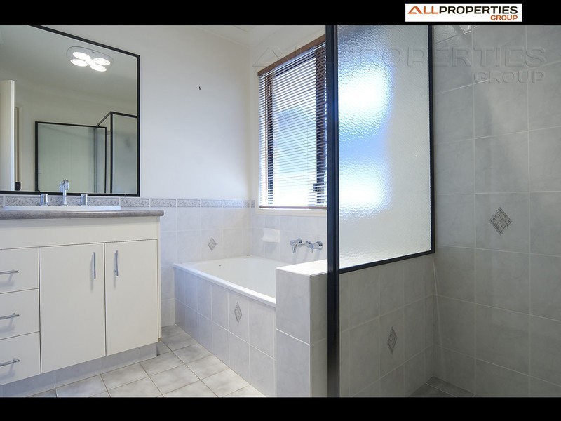 7 Matilda Wy, Calamvale QLD 4116