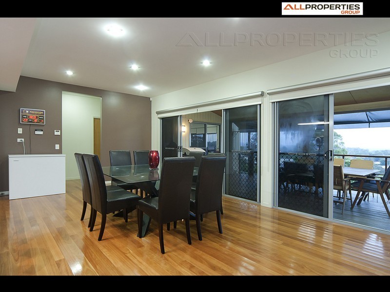 7 Nexus Cl, Edens Landing QLD 4207