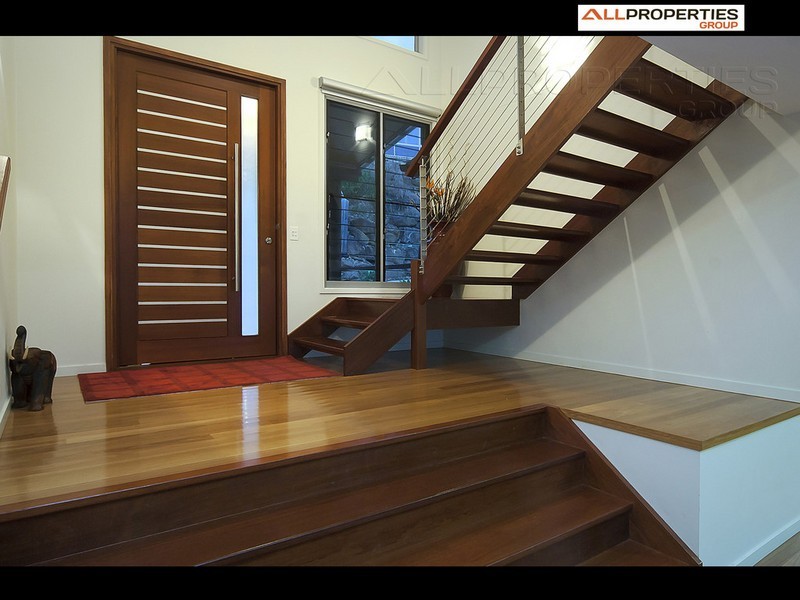 7 Nexus Cl, Edens Landing QLD 4207