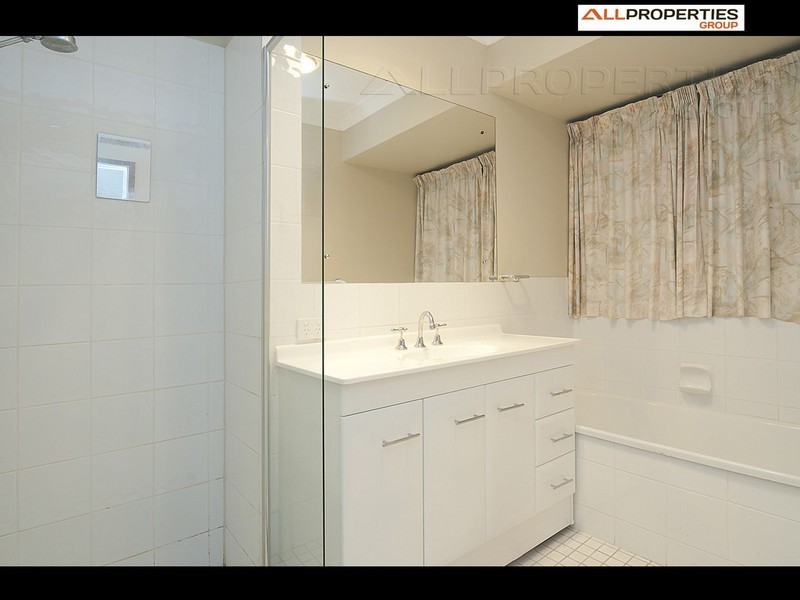 Regents Park QLD 4118