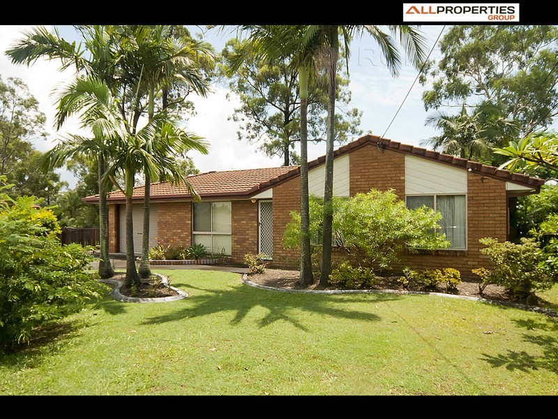 76 Owens Crescent, Regents Park QLD 4118