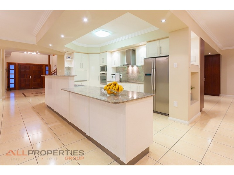 8 Wilkins Place, Drewvale QLD 4116