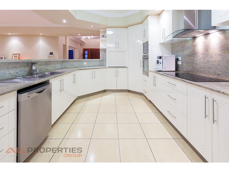 8 Wilkins Place, Drewvale QLD 4116
