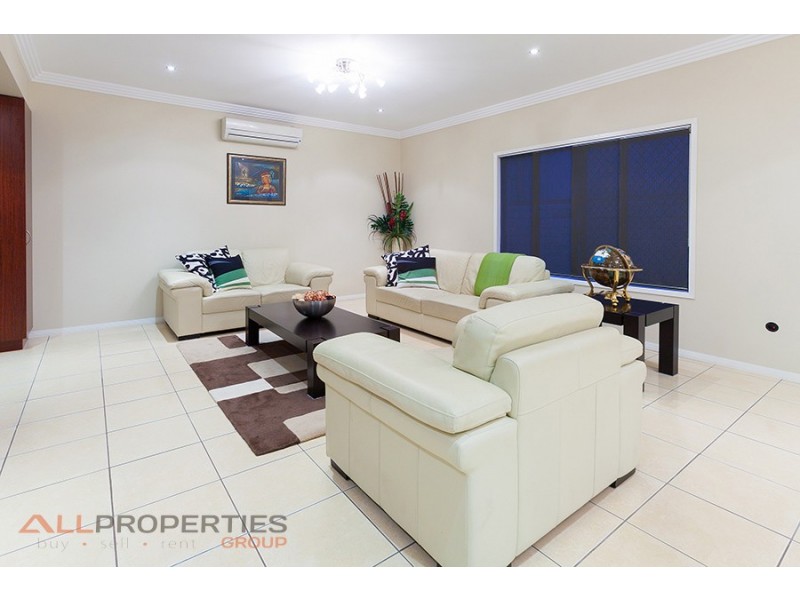 8 Wilkins Place, Drewvale QLD 4116