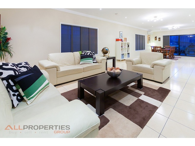 8 Wilkins Place, Drewvale QLD 4116