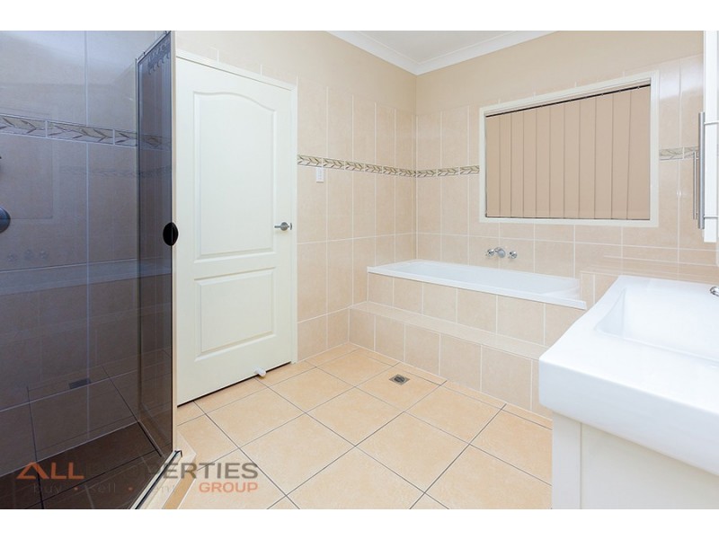 8 Wilkins Place, Drewvale QLD 4116