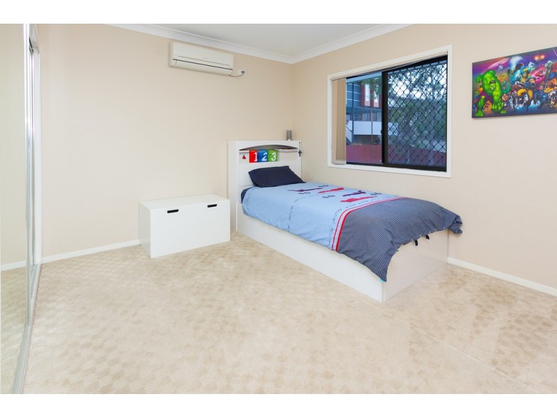 8 Wilkins Place, Drewvale QLD 4116