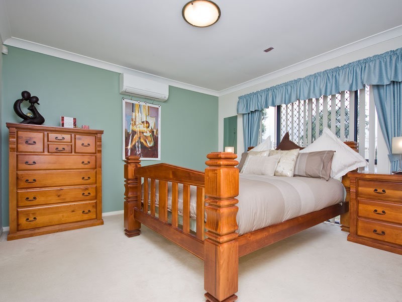 60 Cascade Drive, Forest Lake QLD 4078