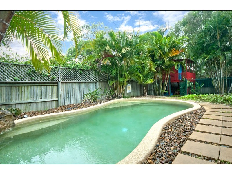 11 Chiswick Place, Forest Lake QLD 4078