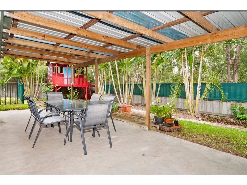 11 Chiswick Place, Forest Lake QLD 4078