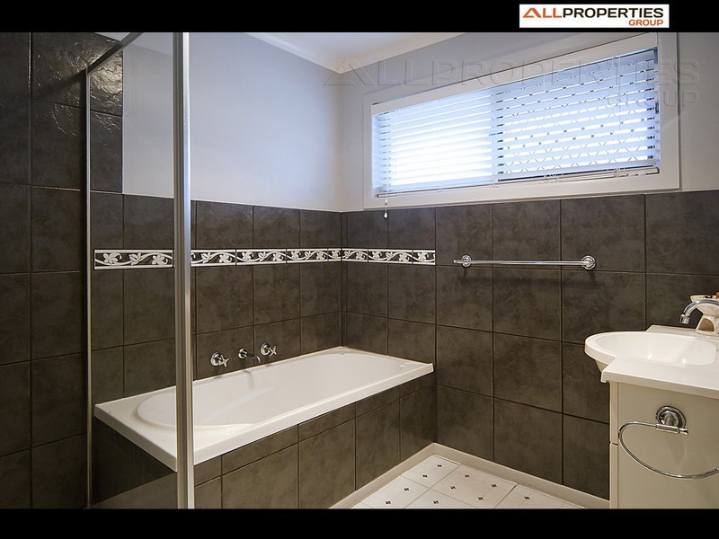 4 Booyong St, Algester QLD 4115