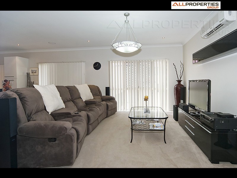 45 Gilberton Crescent, Forest Lake QLD 4078