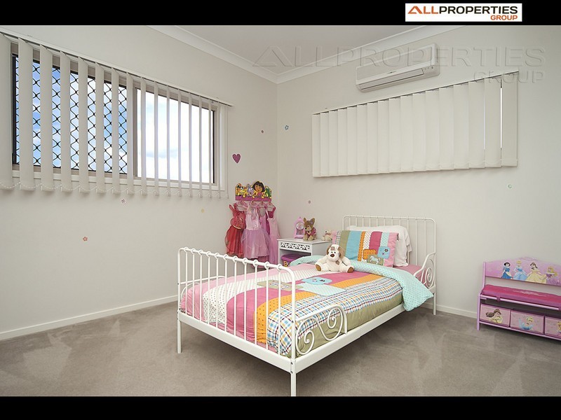 45 Gilberton Crescent, Forest Lake QLD 4078