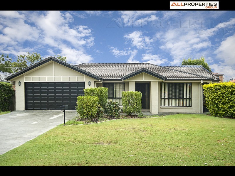33 Karajini Crescent, Parkinson QLD 4115