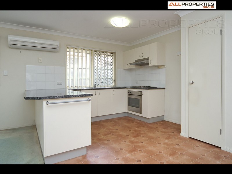 14 Venture St, Crestmead QLD 4132