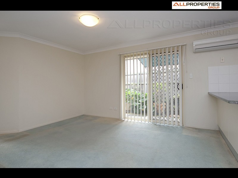 14 Venture St, Crestmead QLD 4132
