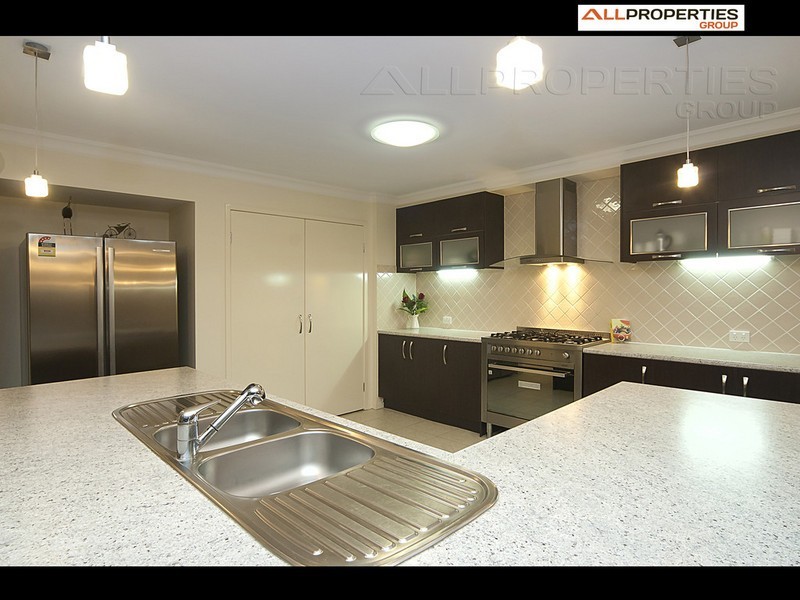 152 Waterbrooke Crct, Drewvale QLD 4116