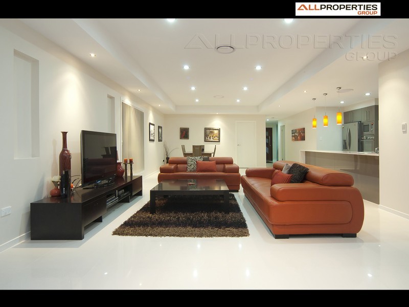 16 Crawford Pl, Calamvale QLD 4116