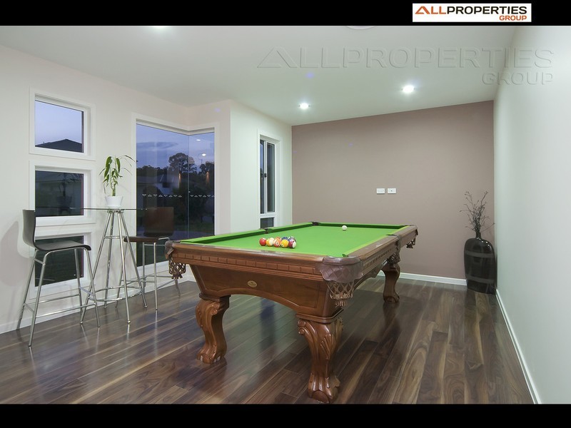 16 Crawford Pl, Calamvale QLD 4116