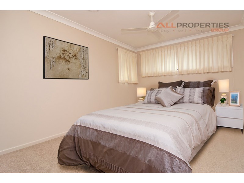 12 Birch Close, Heathwood QLD 4110