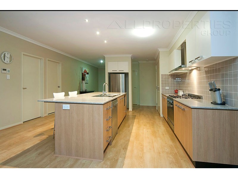 26 Aspen Street, Parkwood Estate, Heathwood QLD 4110
