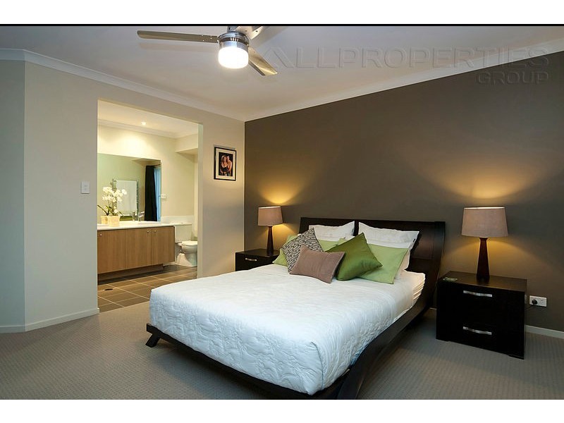 26 Aspen Street, Parkwood Estate, Heathwood QLD 4110