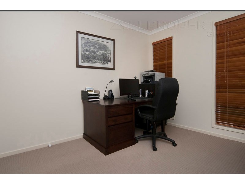 26 Aspen Street, Parkwood Estate, Heathwood QLD 4110