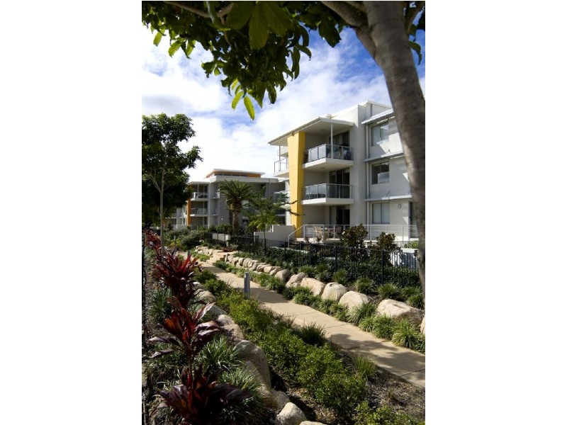 66 Sickle Ave, Hope Island QLD 4212