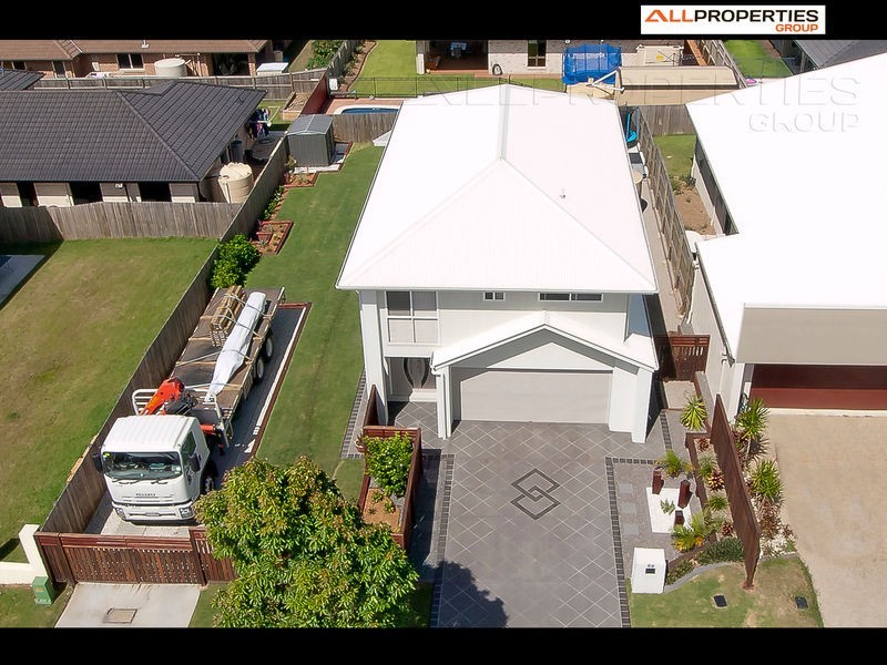 68 Parkwood Drive, Heathwood QLD 4110