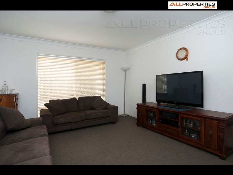 68 Parkwood Drive, Heathwood QLD 4110