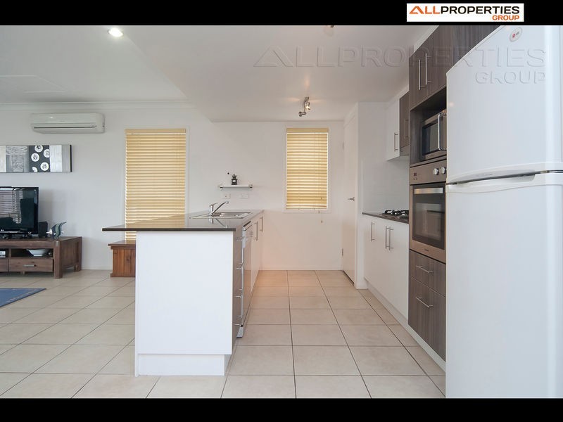 68 Parkwood Drive, Heathwood QLD 4110