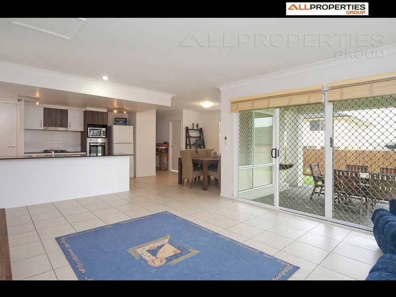 68 Parkwood Drive, Heathwood QLD 4110