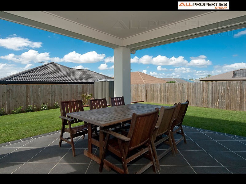 68 Parkwood Drive, Heathwood QLD 4110