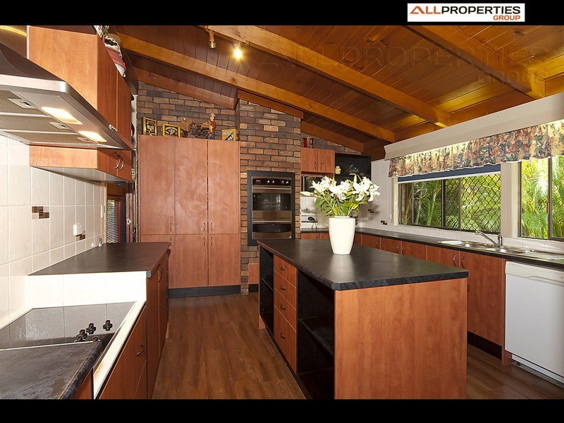 37 Forestdale Drive, Forestdale QLD 4118