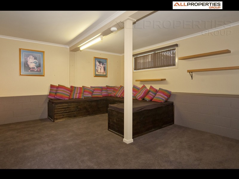 37 Forestdale Drive, Forestdale QLD 4118