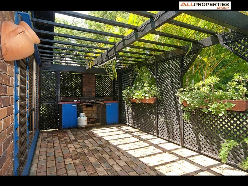 37 Forestdale Drive, Forestdale QLD 4118