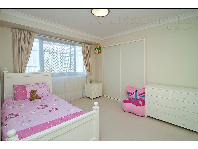 33 Parkwood Drive, Parkwood Estate, Heathwood QLD 4110