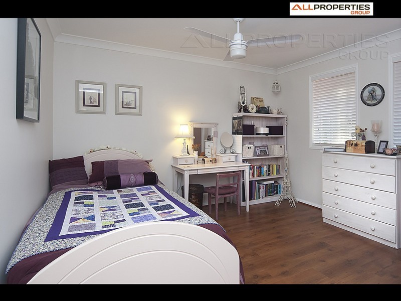 28 Paterson Place, Forest Lake QLD 4078