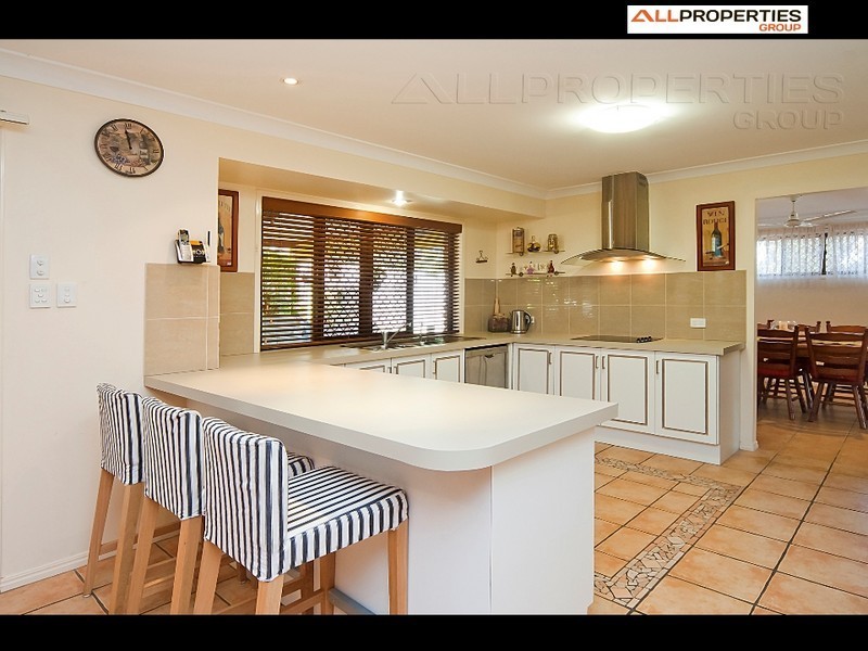 3 Benjamin Way, Windaroo QLD 4207