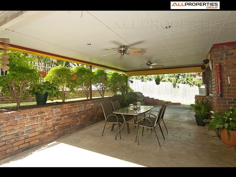 3 Benjamin Way, Windaroo QLD 4207