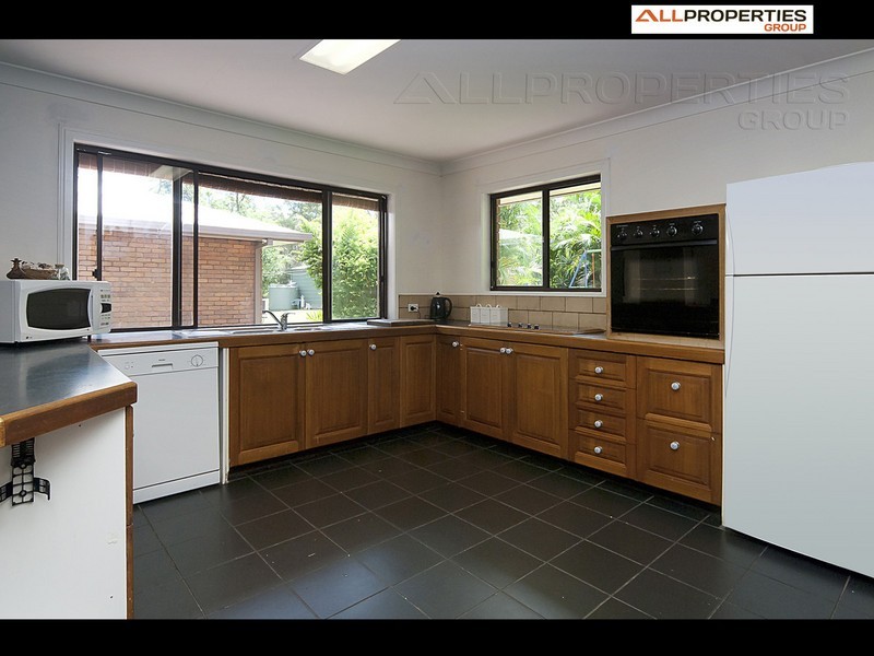 7 Priory Place, Forestdale QLD 4118