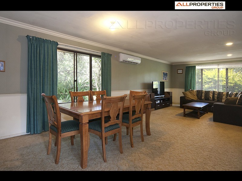 7 Priory Place, Forestdale QLD 4118