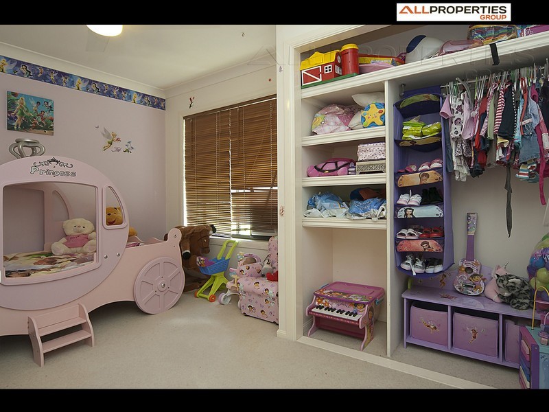 7 Priory Place, Forestdale QLD 4118