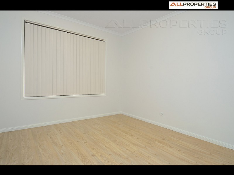 4 Frangipani, Regents Park QLD 4118