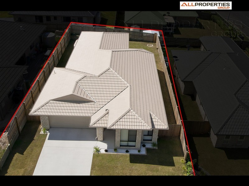 4 Frangipani, Regents Park QLD 4118