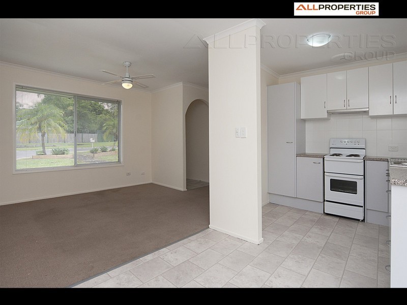 24 Regency Drive, Regents Park QLD 4118