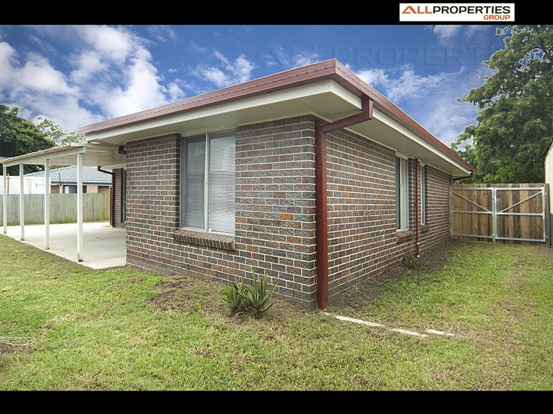 24 Regency Drive, Regents Park QLD 4118