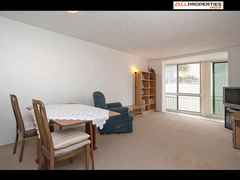 Unit 3/286 The Esplanade, Miami QLD 4220